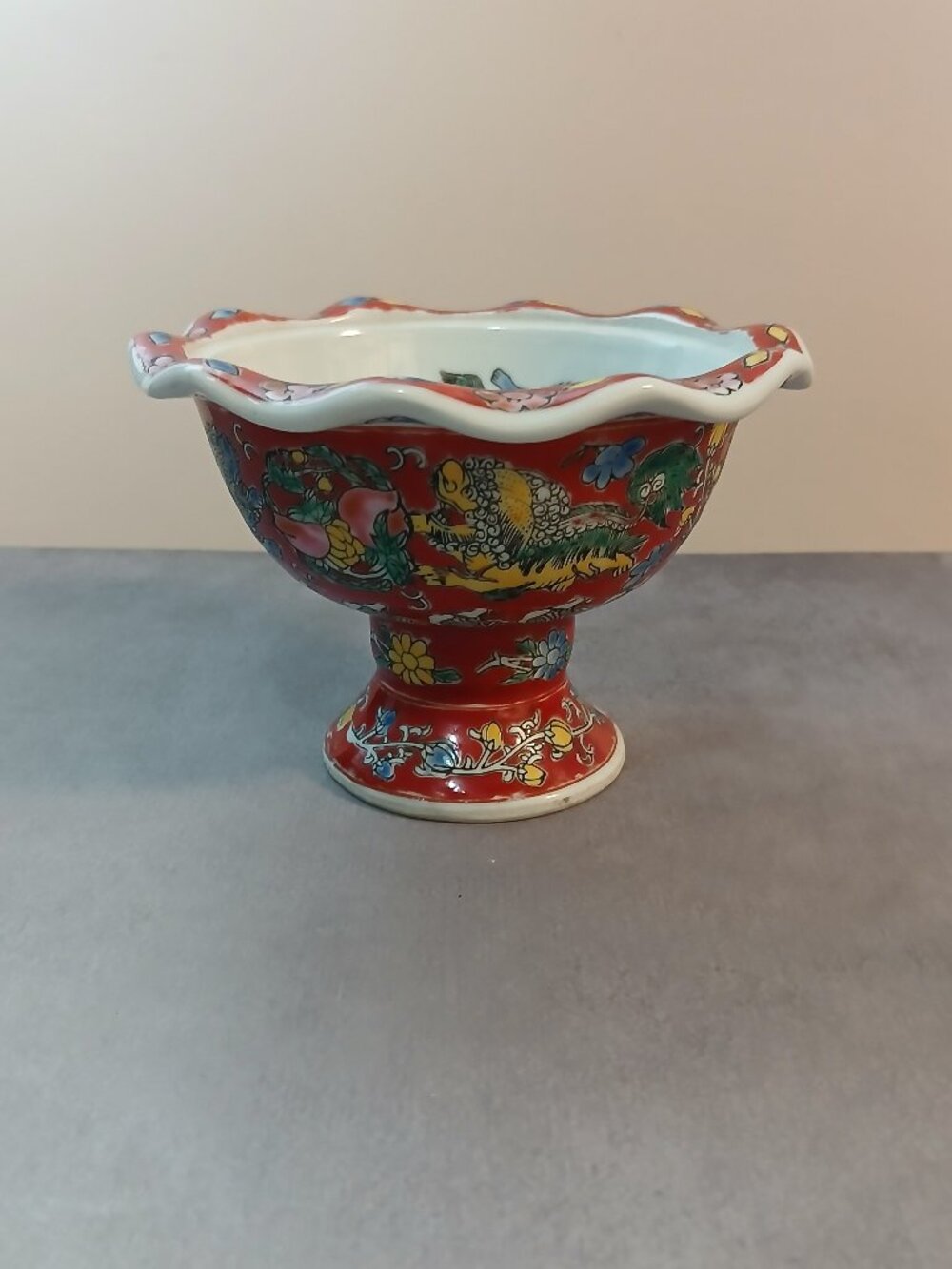Chinese Famille Rose/Mun Shou Style Pedestal Bowl-Vibrant Red